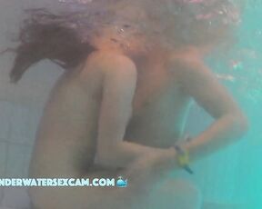 VIDEO OF THE DAY! Big tits teen 18 has sex on underwater bench