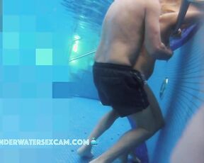 VIDEO OF THE DAY! Sex games underwater