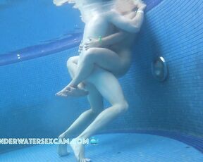 VIDEO OF THE DAY! Underwater rabbit uses his giant dick to fuck