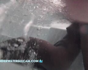 VIDEO OF THE DAY! Black Latina wants to talk in the jaccuzzi