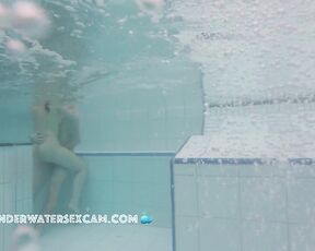 VIDEO OF THE DAY! Crazy young couple fucks everywhere in a public pool