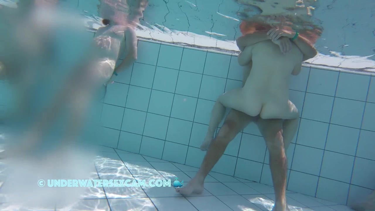 Milf gets fucked underwater and many people are watching