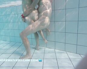 VIDEO OF THE DAY! Young girls like to be fucked by older men underwater