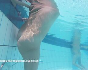Milf gets a real nice massage underwater