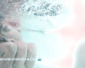 These two lobsters want to cool off in the hot jacuzzi