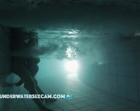 NEW! They want to take advantage of the darkness and have a try in the water