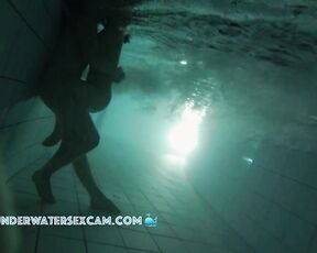 NEW! They want to take advantage of the darkness and have a try in the water