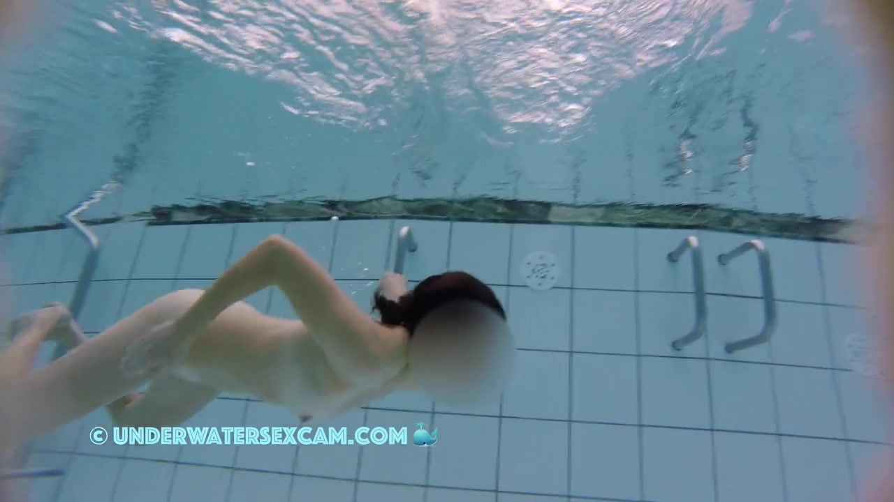 If she's already diving then an underwater blow job would be nice too