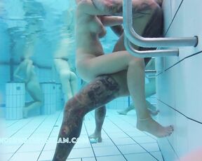 NEW! This American rocker couple comes here especially for underwater sex