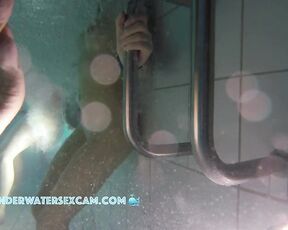 NEW! This hot girl does some gymnastics with the underwater jet stream