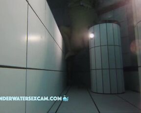 NEW! Our friend here has chosen the dark corner to fuck his new girlfriend in the sauna pool