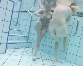 This lesbian couple is freshly in love and you can see it underwater too