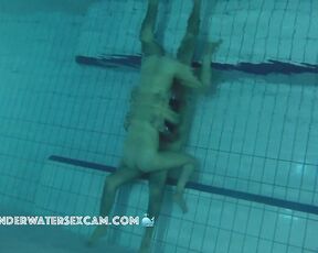 NEW! When the public nudist resort closes in 5 minutes you have to hurry up with the wife fucking