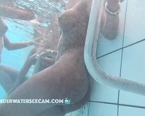 NEW! These african teenage girls are naked in the sauna pool for the first time and get really horny