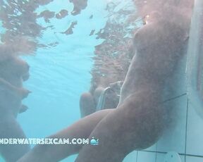 NEW! These african teenage girls are naked in the sauna pool for the first time and get really horny