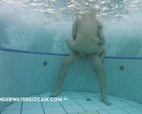 NEW! It's quite normal to have sex in a public pool if you are completely nude and horny