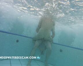 NEW! It's quite normal to have sex in a public pool if you are completely nude and horny