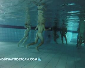 NEW! These two young people really want to dive, but you could also do something else