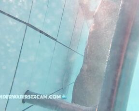 NEW! This little horny slut masturbates with the underwater jet and looks at my cock while doing so