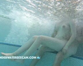 NEW! She has really nice nippels