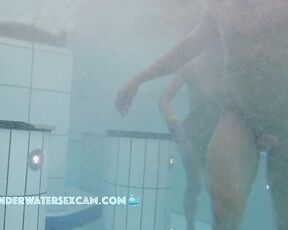 NEW! Elastigirl meets superman to have some fun in the sauna pool