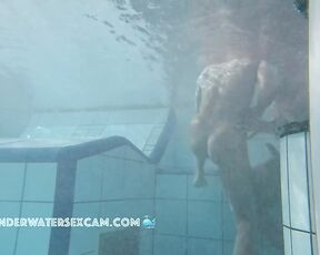 NEW! Elastigirl meets superman to have some fun in the sauna pool