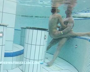 NEW! Elastigirl meets superman to have some fun in the sauna pool