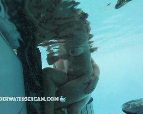 NEW! I like young, open-minded girls who enjoy being naked and horny.