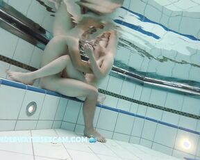 NEW! In this position, you can also fuck relaxed in the water, so go ahead and give it a try!