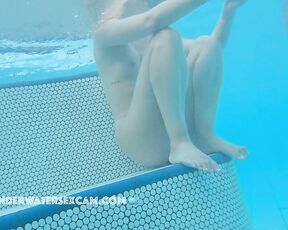 NEW! This young girl likes to show off her pussy because it gets her horny and she wants to fuck.