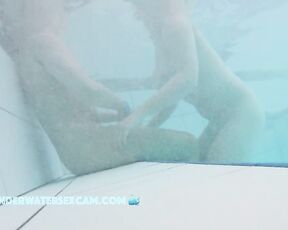 NEW! I like watching cute lesbians when they make each other horny.