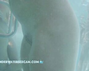 NEW! This horny 18-year-old teen can already masturbate like a pro, super fast.