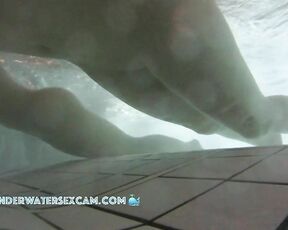 NEW! These girls are very surprised at what you can do with underwater jets.