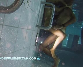 NEW! This young Arab woman is so horny that she first masturbates, then fucks, and then masturbates again.