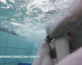 This very experienced couple knows exactly how to hide an underwater handjob.