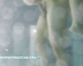 NEW! The young teen couple goes outside to the sauna pool to fuck in the dark.