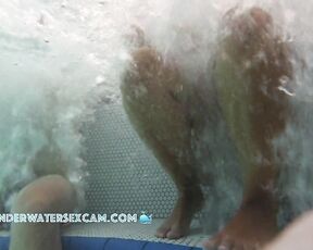 NEW! In the jacuzzi, you can get very close to the beautiful girls with your camera.