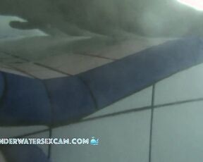 NEW! What could be better than masturbating together with the underwater jets?