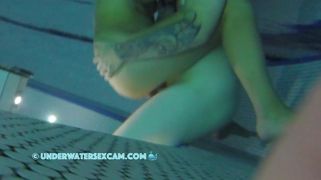 NEW! When the sauna pool is almost empty, you can have another good fuck.