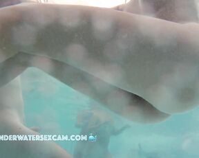 NEW! She's really horny in the pool, but unfortunately he's boring.