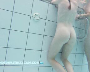 NEW! Hello, how are you? May I stand between you? Then I can see you better, and you can see me ;-)