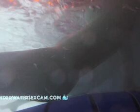 NEW! She moves back and forth to masturbate with the underwater jets.