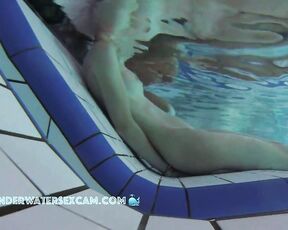 NEW! Hello, you two, is there room between you? Then I'll show you something nice.