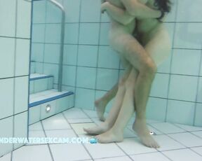 NEW! Her hair definitely suits her very well and looks super sexy underwater.