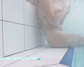 NEW! She's really hot and sexy. Maybe I should chat her up and ask if she's interested.