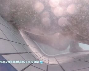 NEW! This lady knows exactly how to best use the massage jets of the underwater lounger.