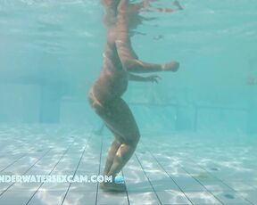 NEW! These black American women are starting to dance, or is it sport? Either way, it's awesome.