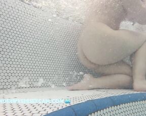 NEW! This young couple was so horny and really wanted to do it, and the underwater camera was right there.