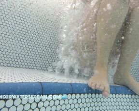 NEW! She's really enjoying the bubbles in the whirlpool, so she doesn't need a boyfriend anymore.