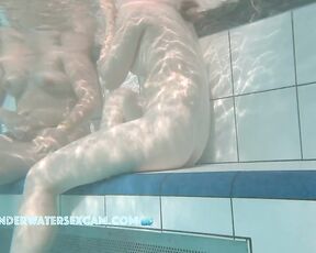 NEW! Hey girls, wanna take a look? I've got something big and hard for you to touch!